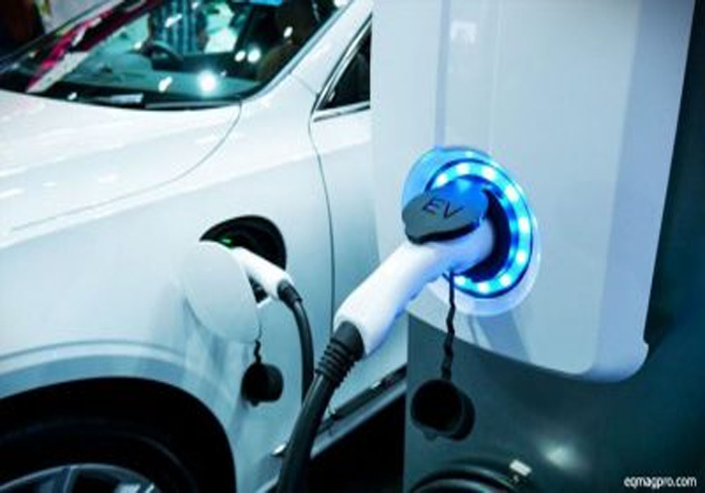 Green Technology: Using Electric Hybrid Cars to Save The Environment